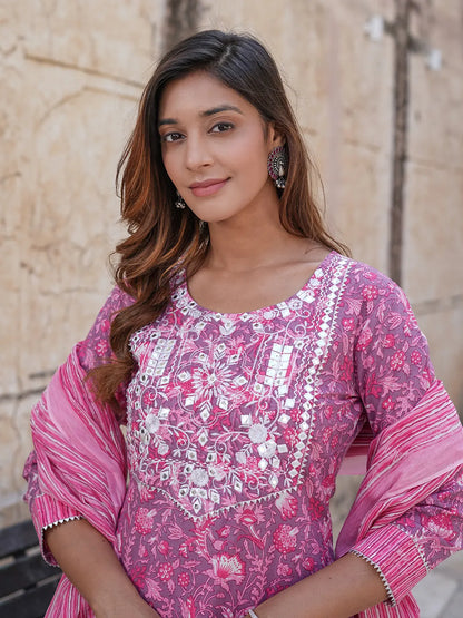 Women Pink Floral Straight Kurta Pant and Dupatta Set