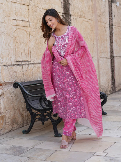 Women Pink Floral Straight Kurta Pant and Dupatta Set