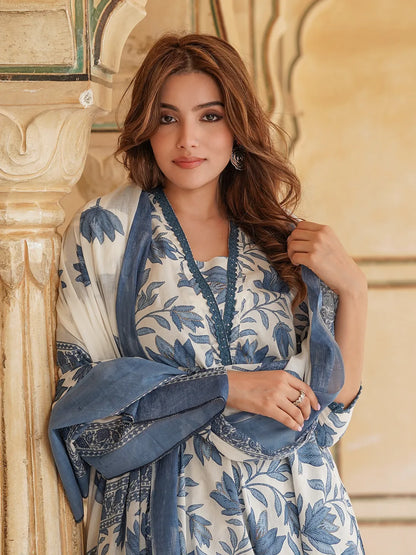 Blue & white Floral Printed Regular Pure Cotton Kurta & Trousers With Dupatta