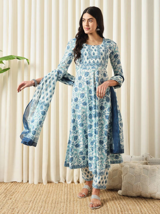 Blue printed Kurta with Trousers with dupatta