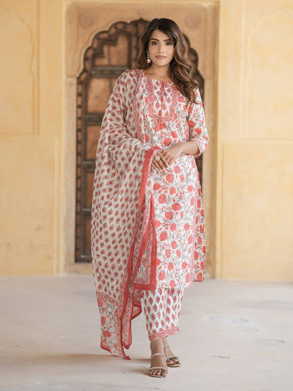 Women Peach And White Straight Kurta Pant Dupatta Set