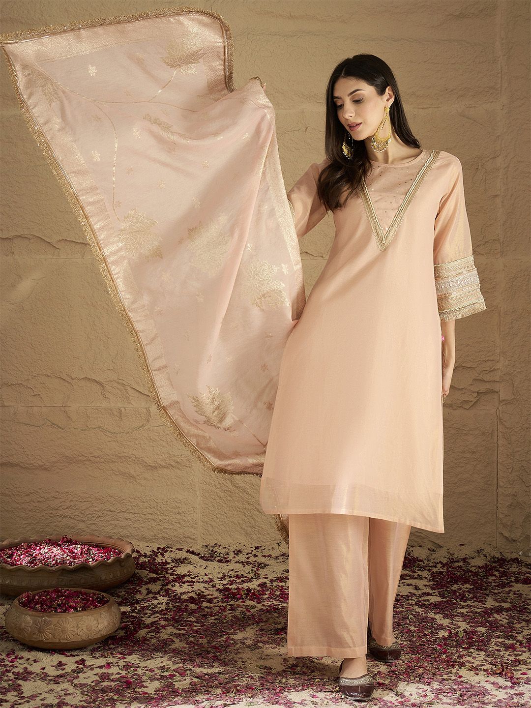 Dhiyona VA Women Solid Kurta with Palazzo & Dupatta