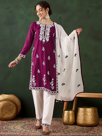 Floral Embroidered Thread Work Pure Cotton Kurti with Trousers & Dupatta