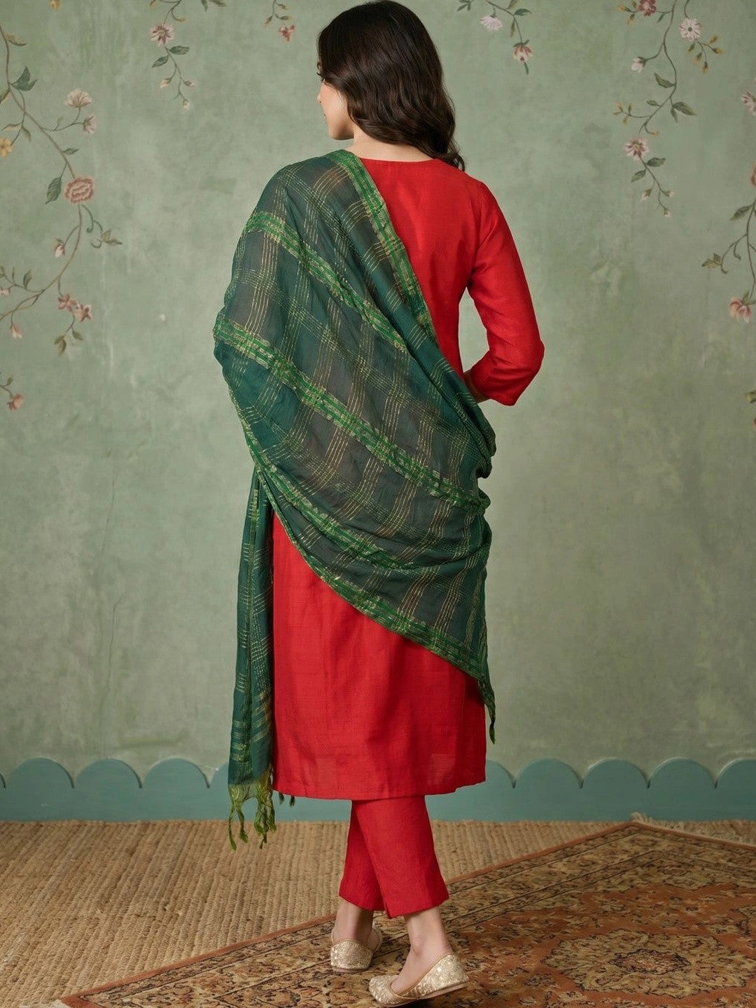 Women Ethnic Motifs Embroidered Regular Kurta with Trousers & With Dupatta