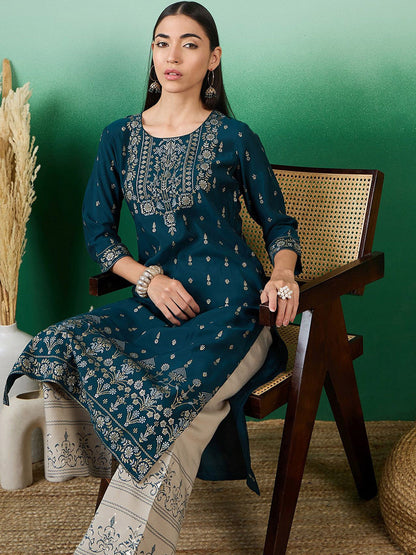 Women Floral Thread Work Round Neck Kurta Sets