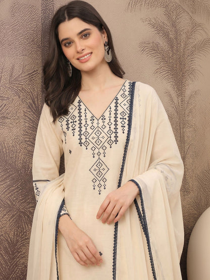 Women Embroidered Regular Pure Cotton Kurta with Trousers & With Dupatta