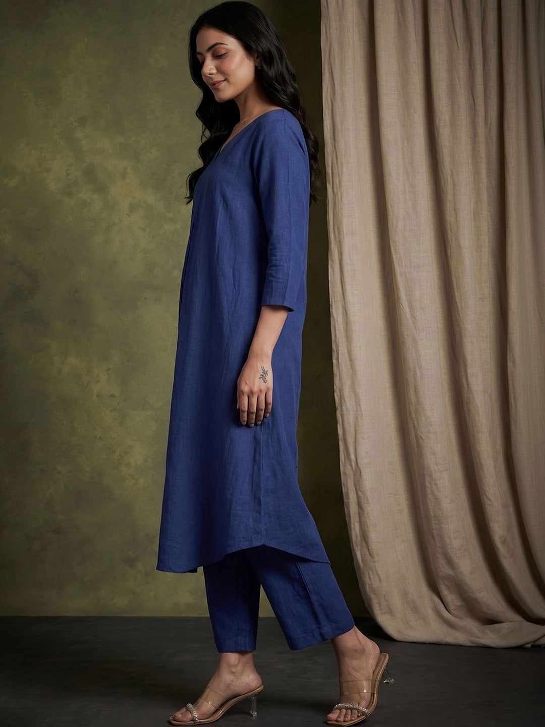 V-Neck Kurta & Trousers