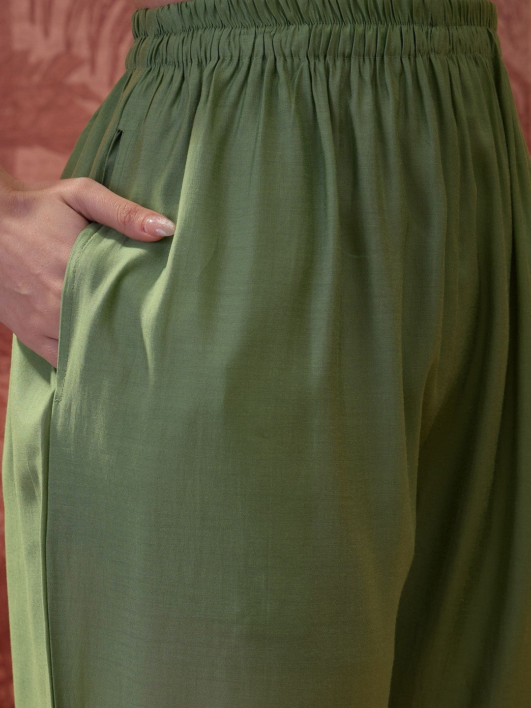 Embroidered Round-Neck Kurta Trousers & Dupatta