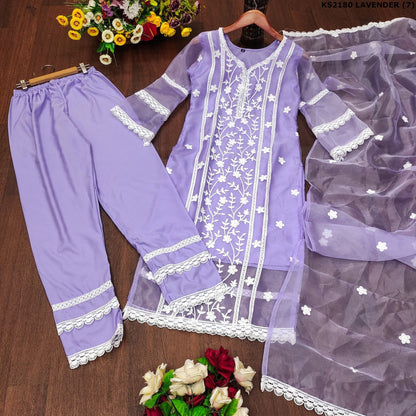 Dhiyona KL Women Floral Embroidered Regular Thread Work Kurta with Palazzos & With Dupatta
