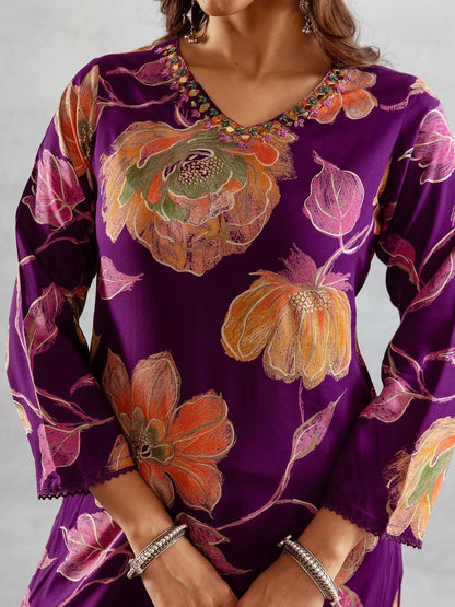 Dhiyona IS Women's Floral Printed V-neck Straight Kurta & Palazzos