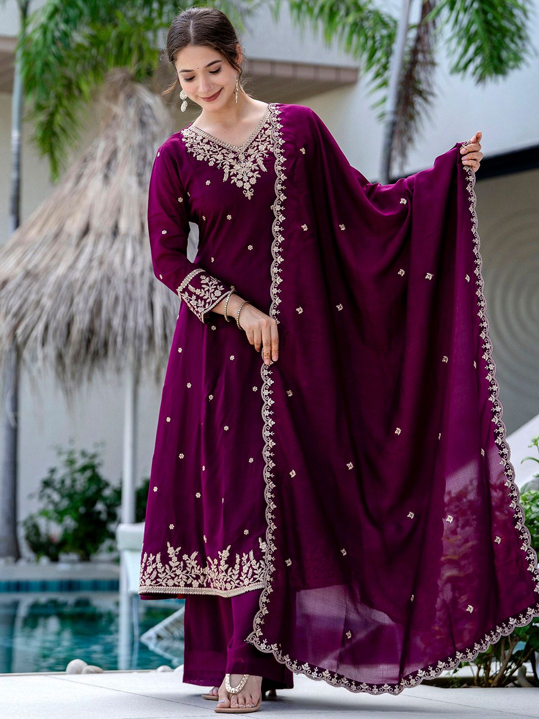 Dhiyona KL Women Ethnic Motifs Embroidered Regular Thread Work Kurta with Palazzos & With Dupatta