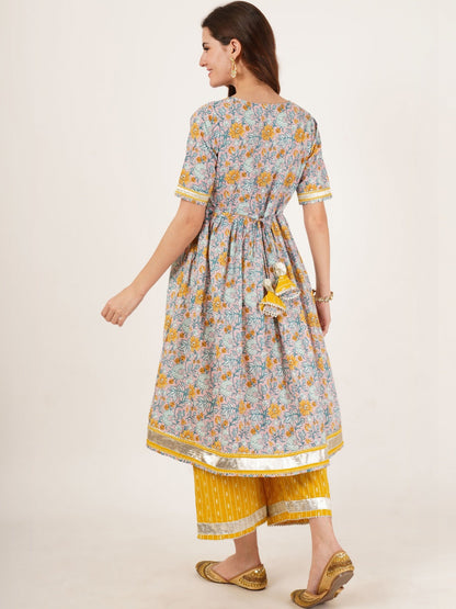 Women Floral Printed Empire Pure Cotton Kurta with Palazzos