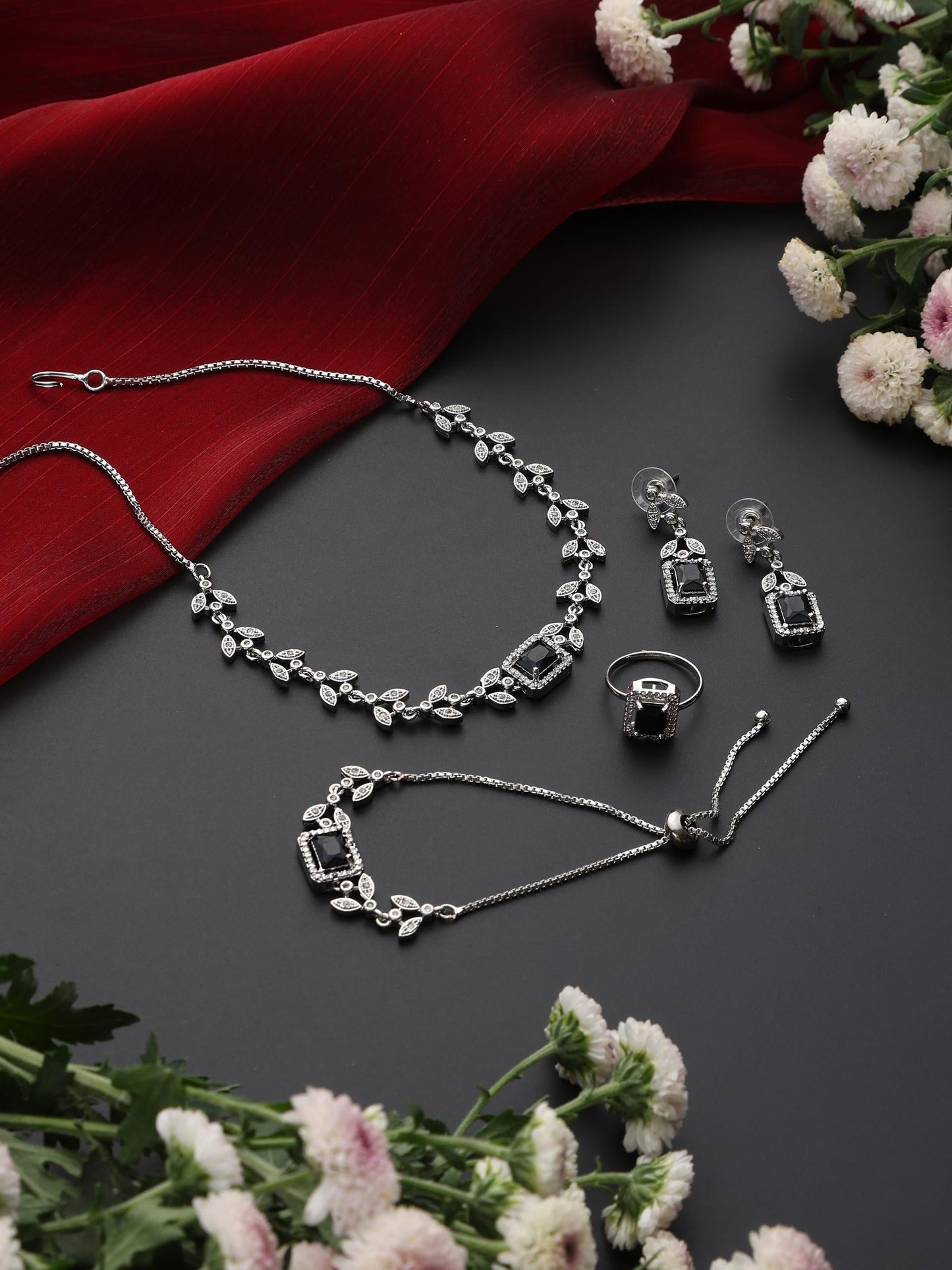 Dhiyona ST SET - Black Petal Diamond Necklace, Earring, Ring, Bracelet