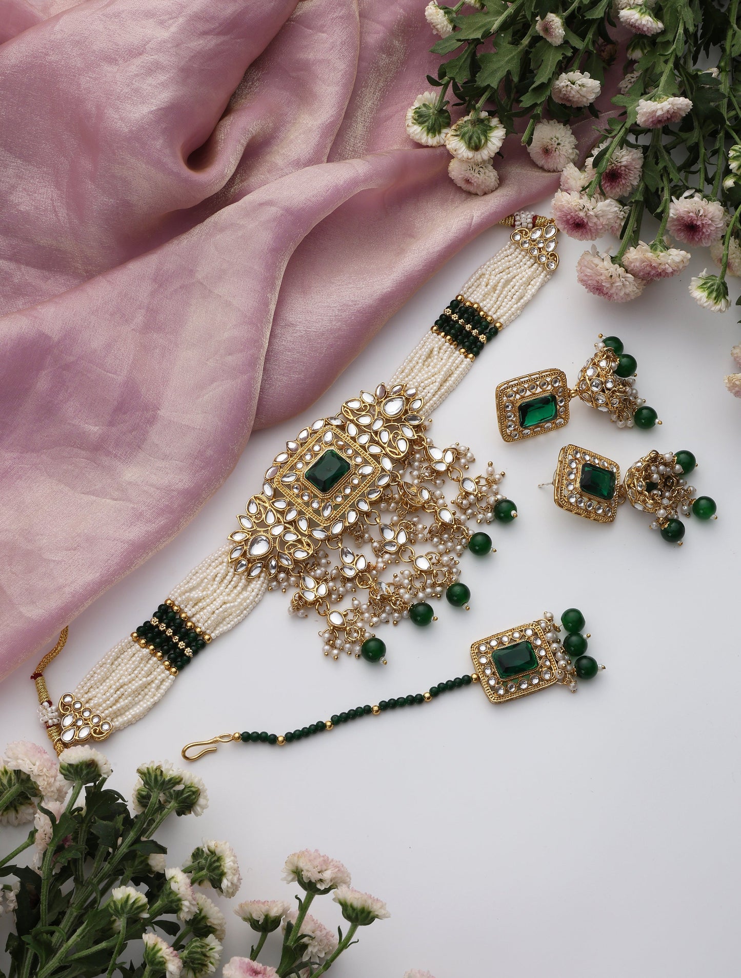 Dhiyona ST Green Color Choker Kundan Necklace, Earring and Maang Teeka Set