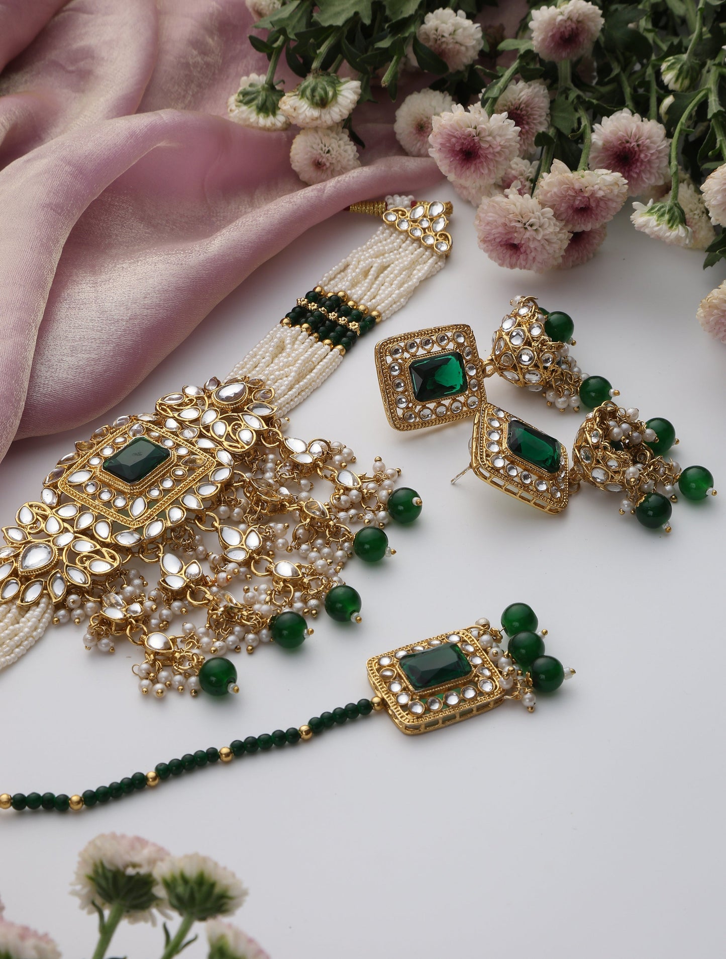 Dhiyona ST Green Color Choker Kundan Necklace, Earring and Maang Teeka Set