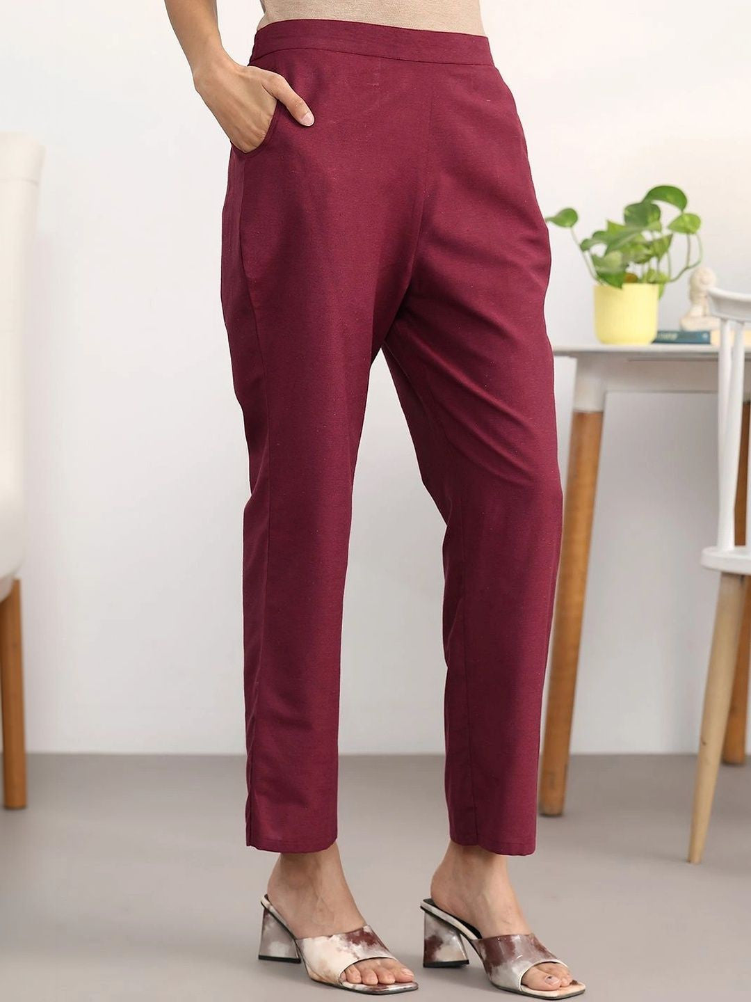 Women Ethnic Motifs Printed Regular Kurta with Trousers