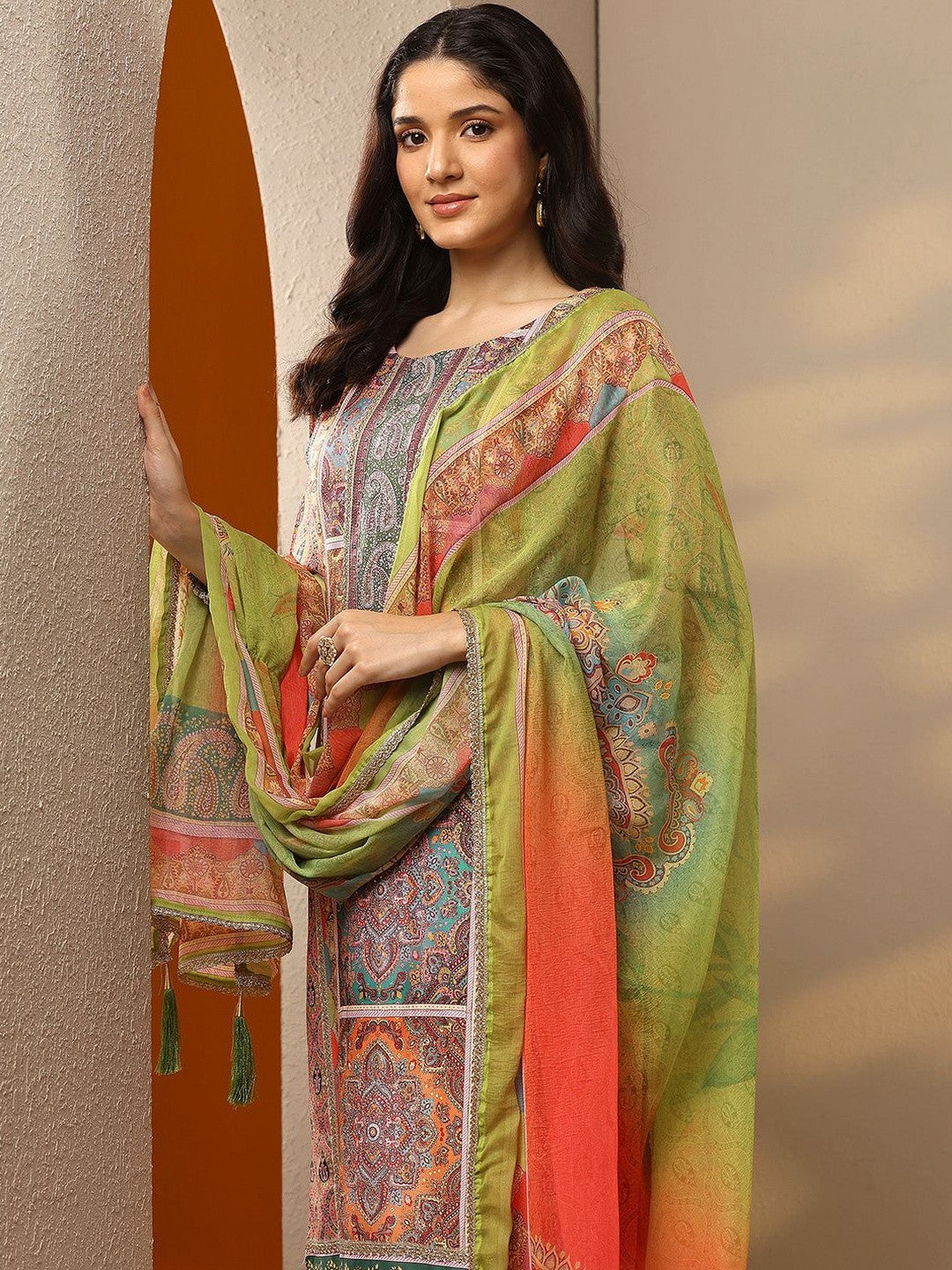 Paisley Printed Round Neck Straight Kurta With Trousers & Dupatta
