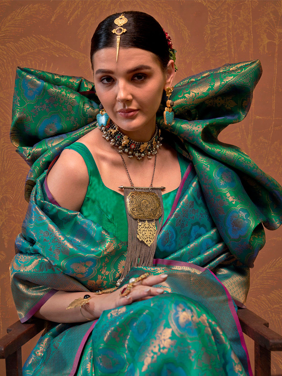 Women's Silk Blend Teal green Woven Design Designer Saree With Blouse Piece