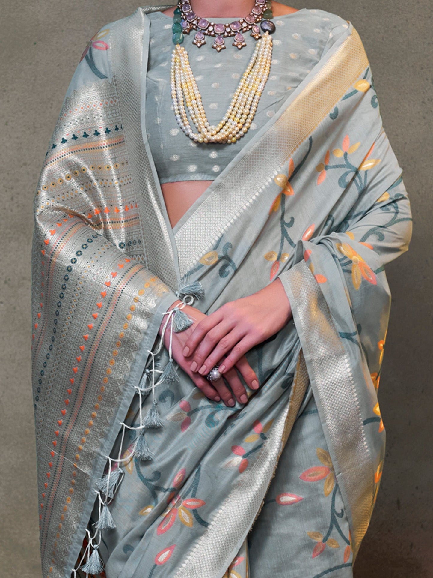 Women's Silk Blend Grey Woven Design Designer Saree With Blouse Piece