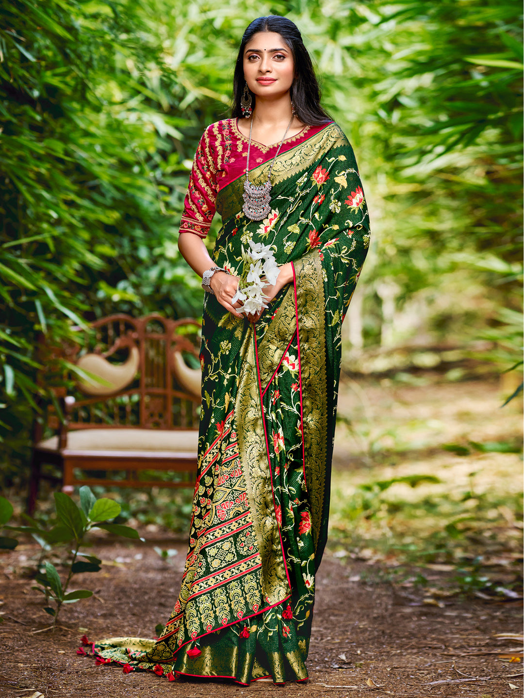 Women's Soft Silk Pink Woven Design Designer Saree With Blouse Piece