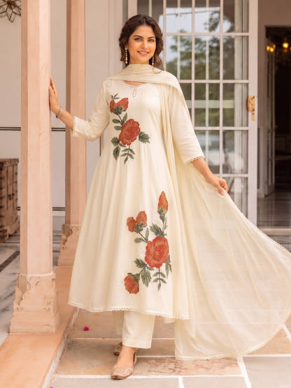 Karen Feta Embroidery Cotton Suit Set