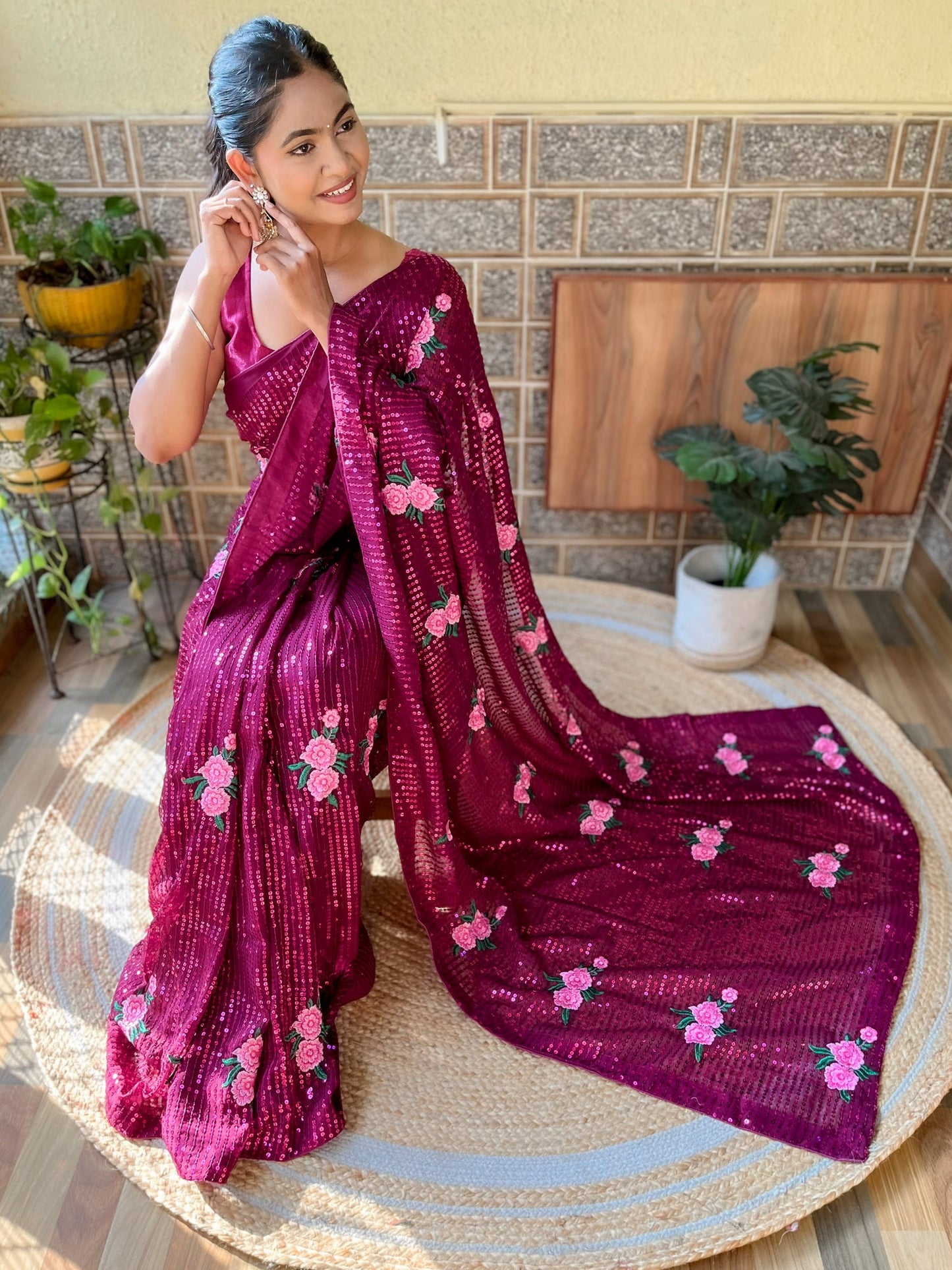Women's Georgette Pink Embellished Designer Saree With Blouse Piece