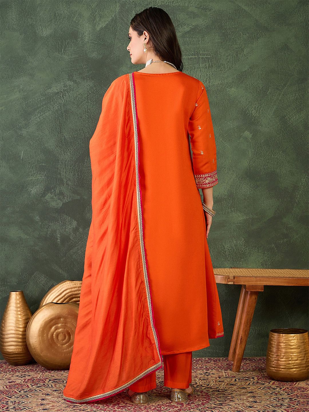 Dhiyona KL Women Ethnic Motifs Embroidered Regular Thread Work Kurta with Trousers & With Dupatta
