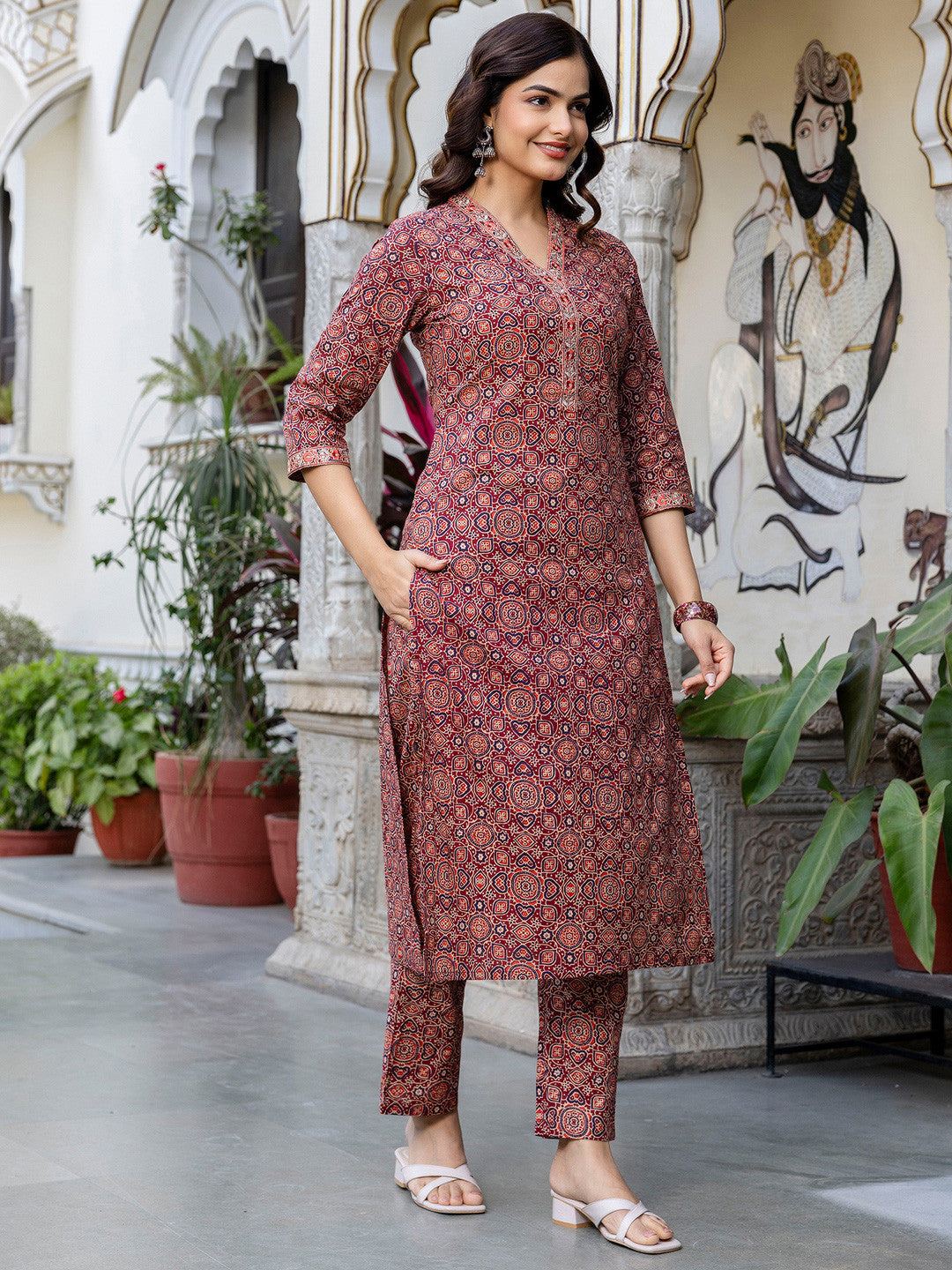 Women Ethnic Motifs Printed Regular Thread Work Pure Cotton Kurta with Trousers