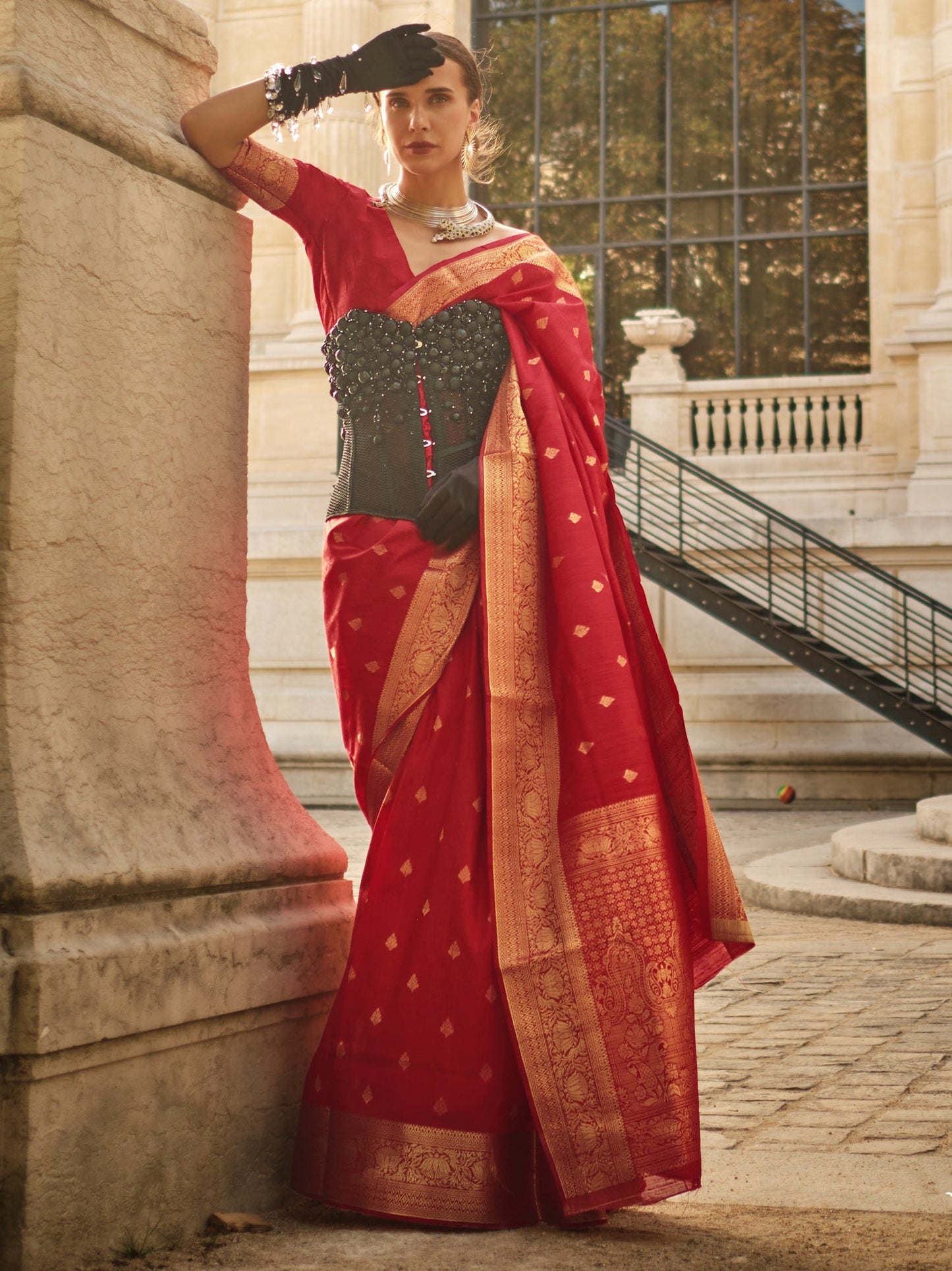 Women's Silk Blend Red Woven Design Designer Saree With Blouse Piece