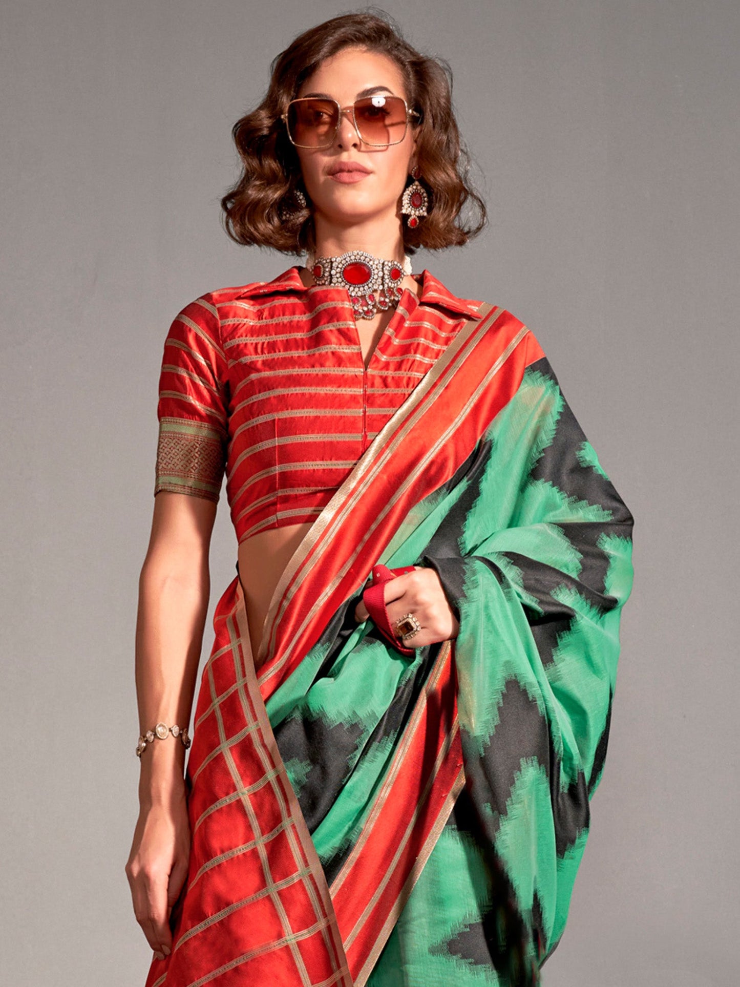 Women's Silk Blend Sea Green Woven Design Designer Saree With Blouse Piece