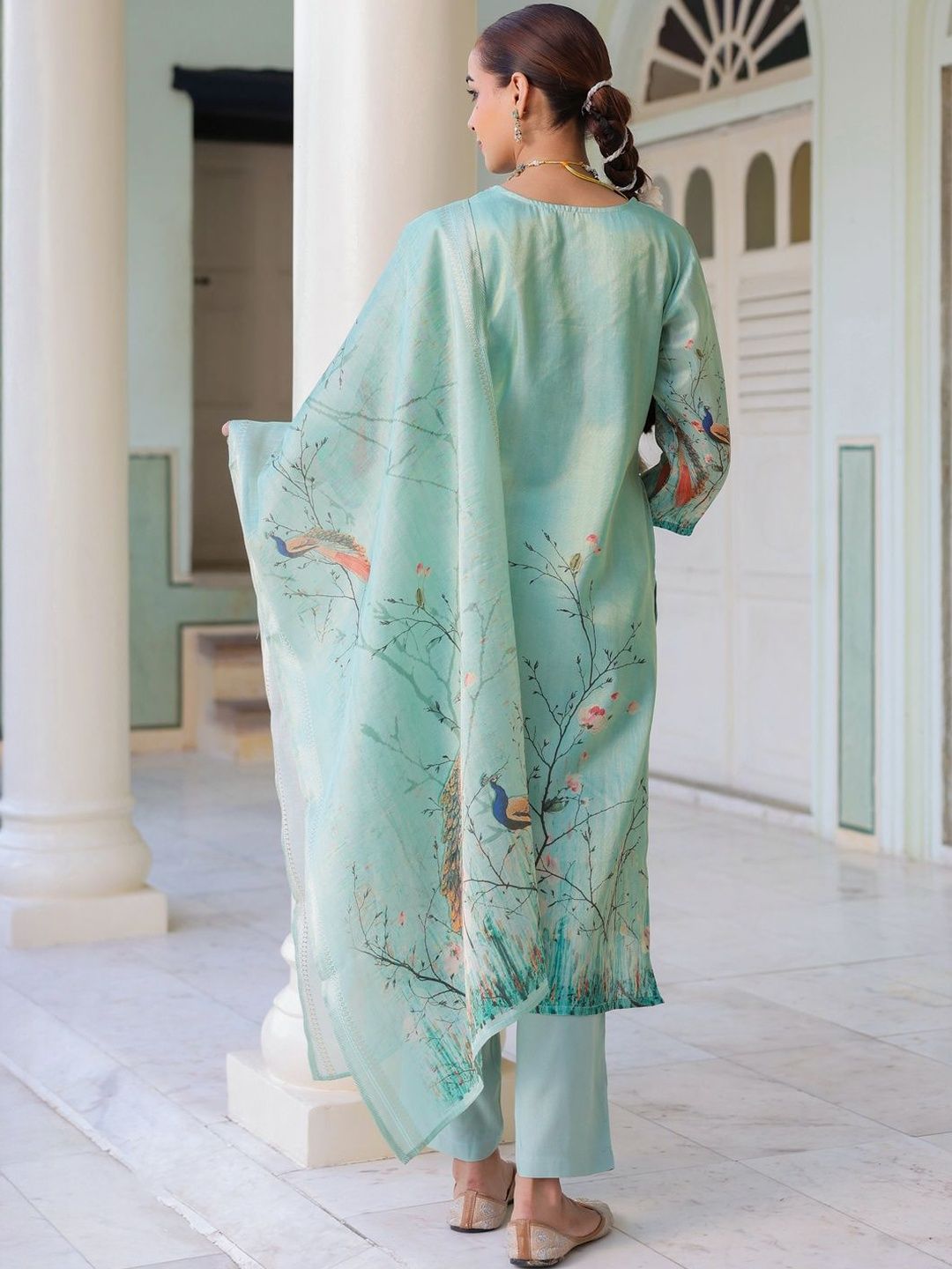 Dhiyona RR Women's Ethnic Motifs Printed Zari Chanderi Cotton Kurta With Trousers & Dupatta
