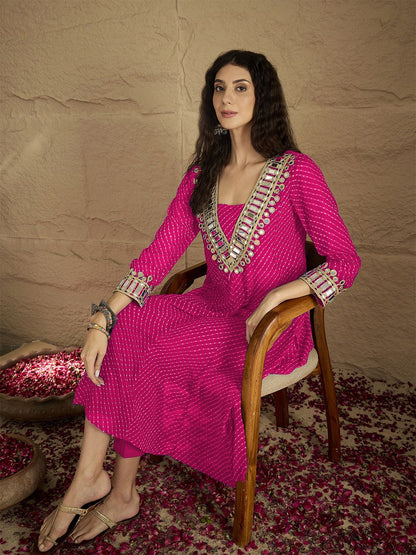 Pink Women Bandhani Printed Regular Kurta with Trousers