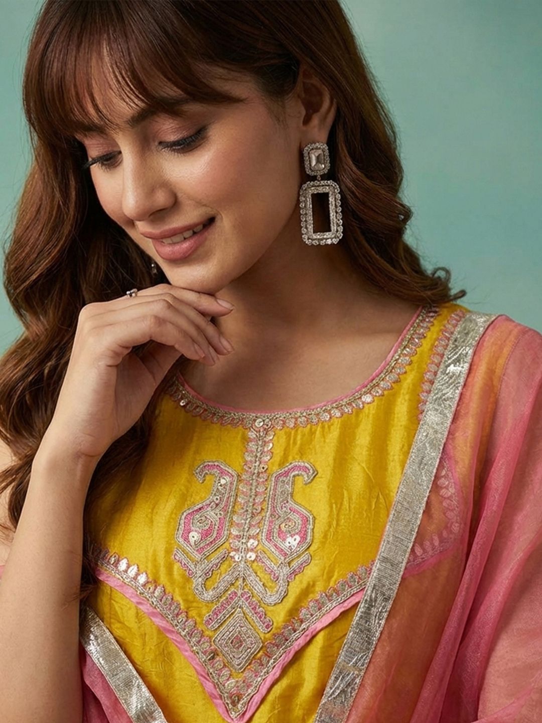 Dhiyona CH Women Ethnic Motifs Embroidered Regular Sequinned Kurta with Trousers & With Dupatta