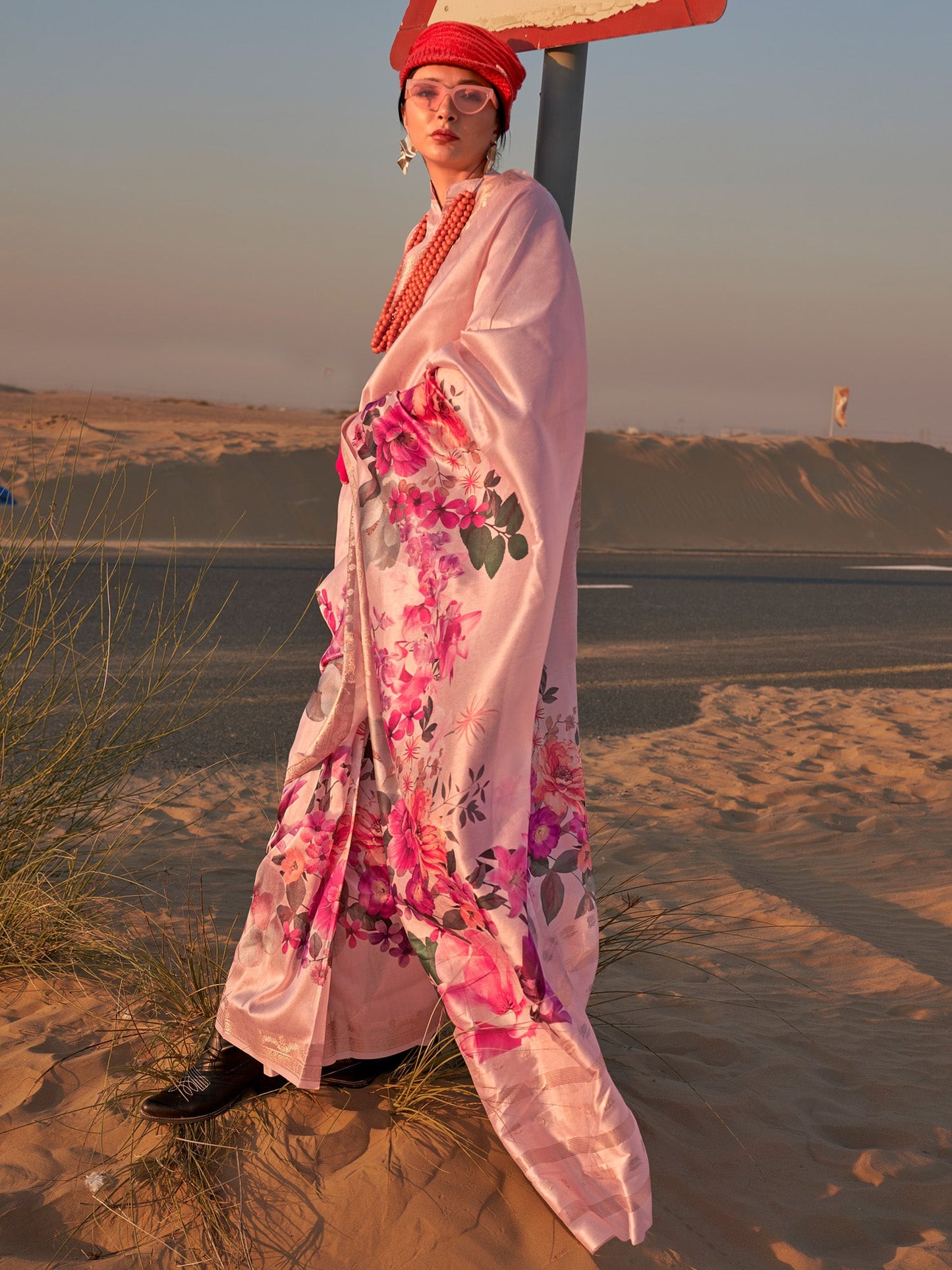 Women's Tissue Pink Printed Designer Saree With Blouse Piece