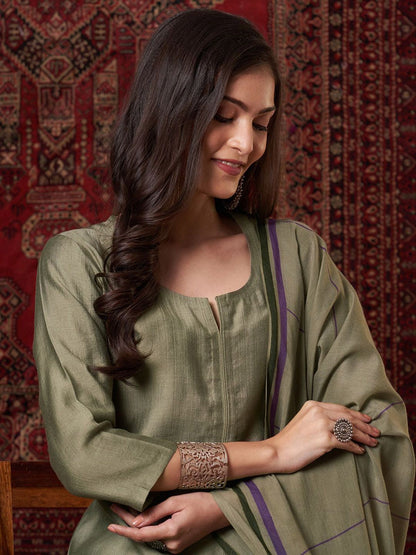 Dhiyona KL Women Regular Kurta with Palazzos & With Dupatta