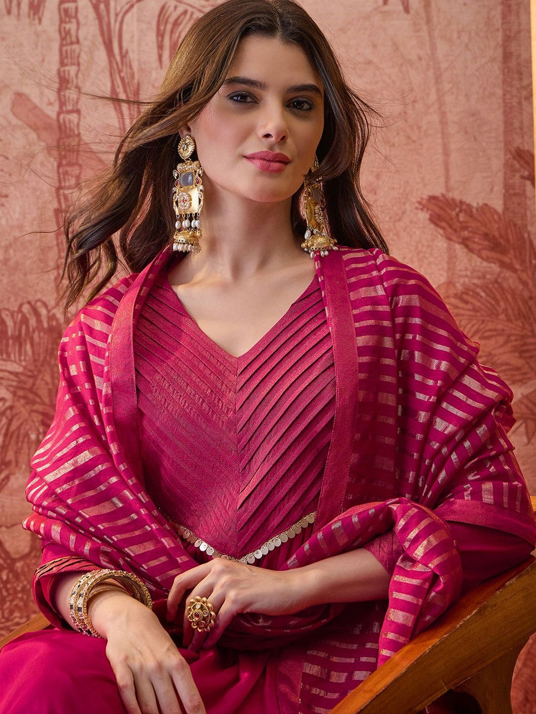 Women Lace Embroidered V-Neck Kurta & Trousers With Dupatta