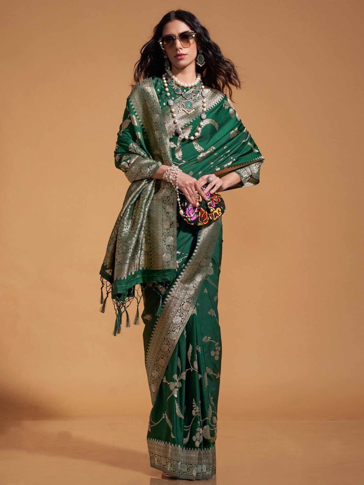 Women's Georgette Green Woven Design Designer Saree With Blouse Piece