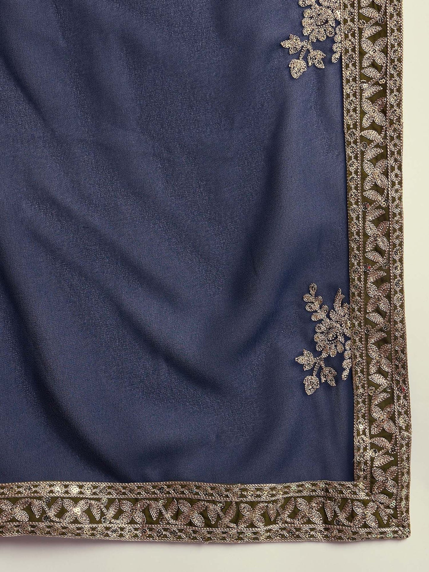 Dhiyona KL Women Floral Embroidered Regular Sequinned Kurta with Palazzos & With Dupatta