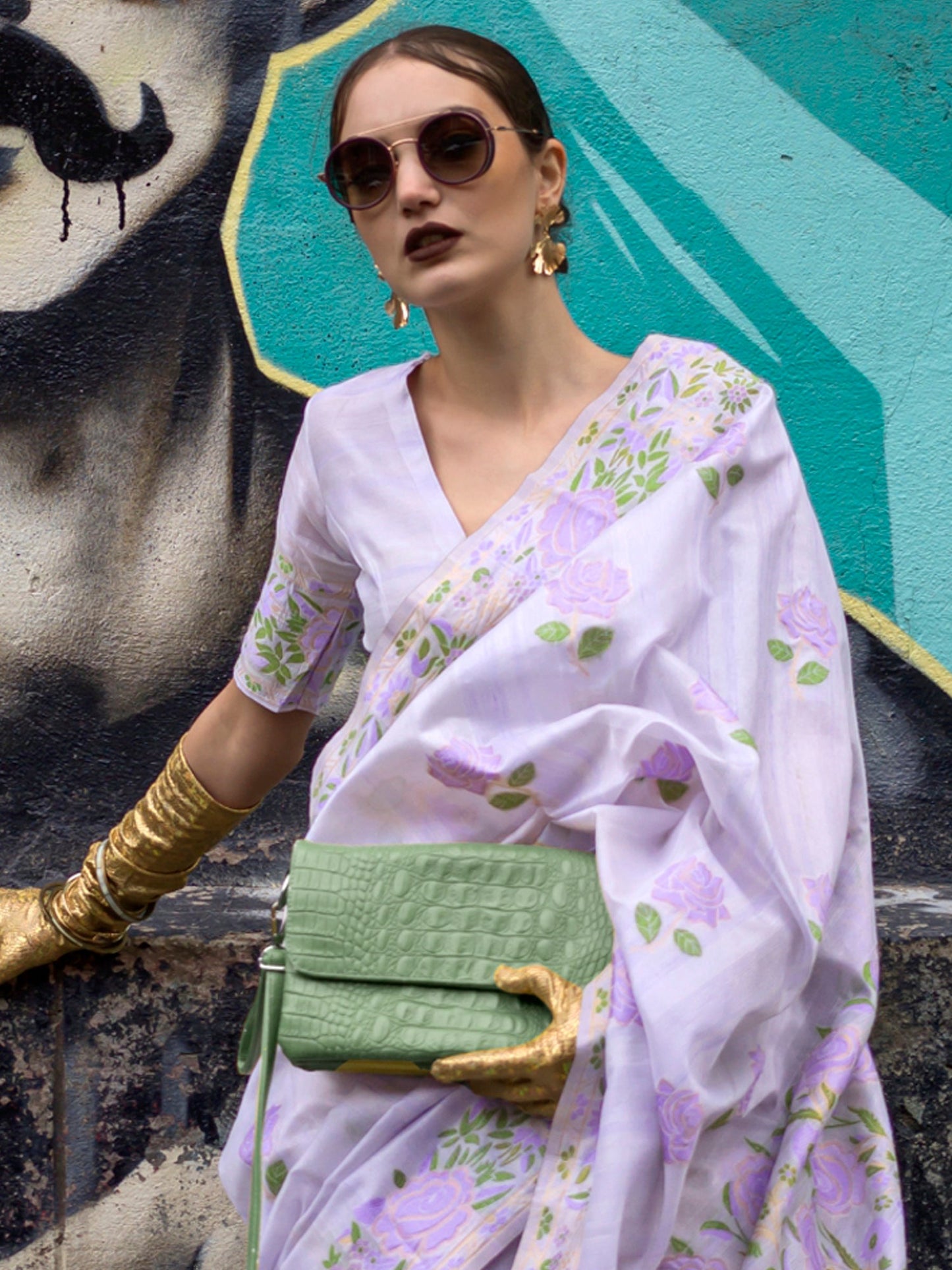 Women's Cotton Blend Lavendar Woven Design Designer Saree With Blouse Piece