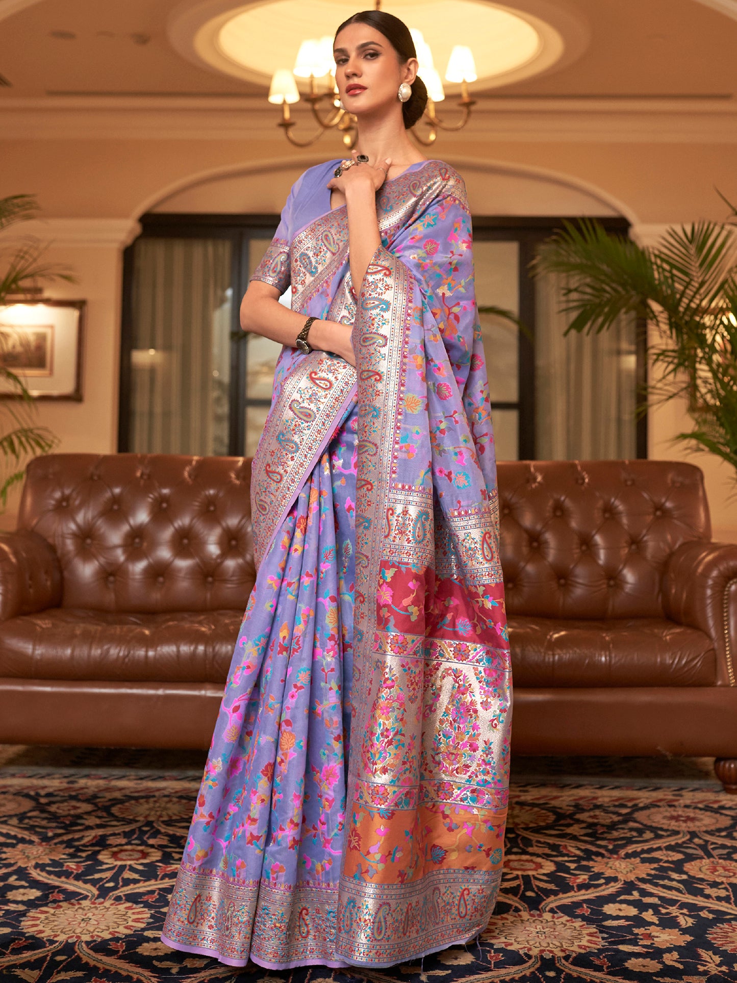 Women's Silk Blend Lavendar Woven Design Celebrity Saree With Blouse Piece