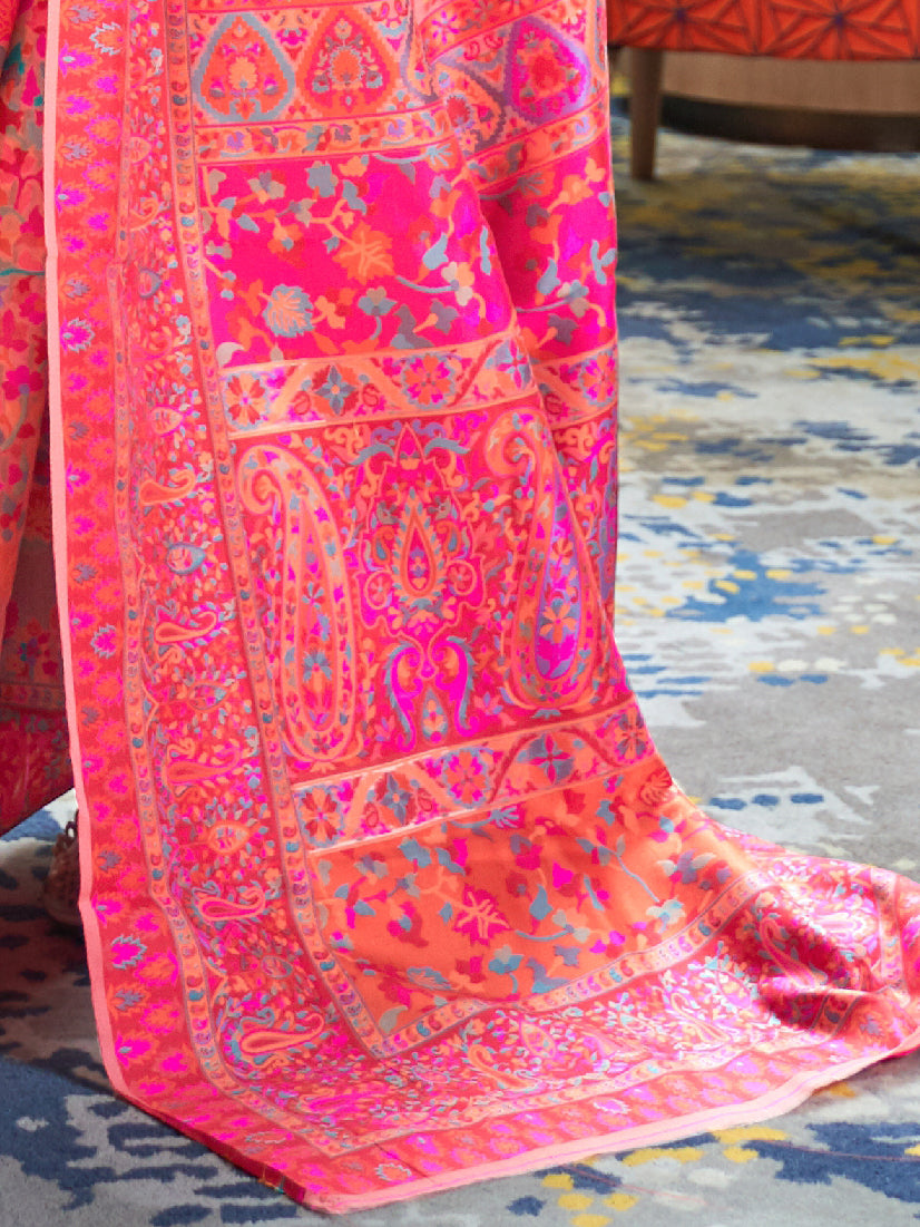 Women's Cotton Blend Pink Woven Design Handloom Saree With Blouse Piece