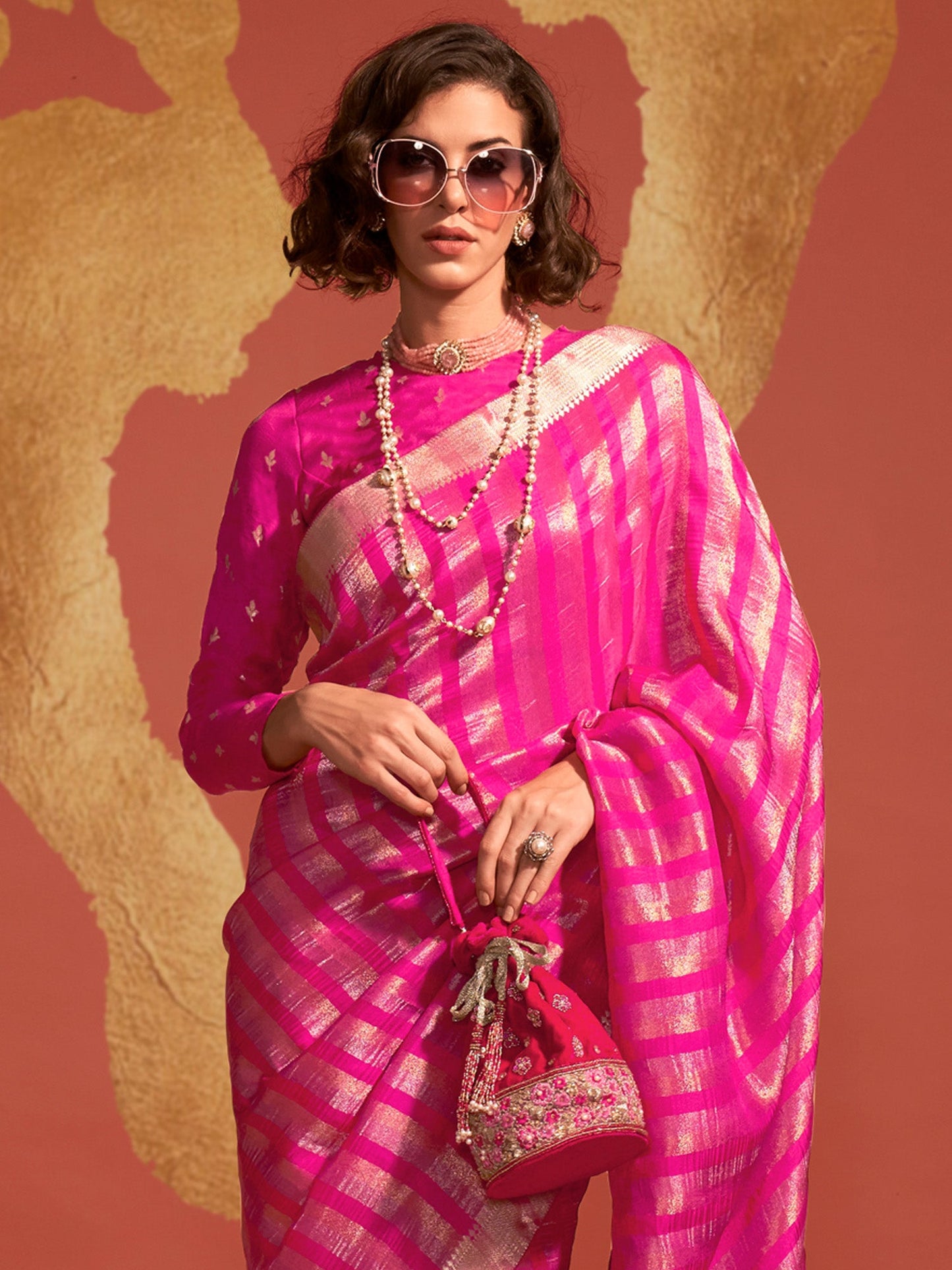 Women's Viscose Silk Pink Woven Design Designer Saree With Blouse Piece
