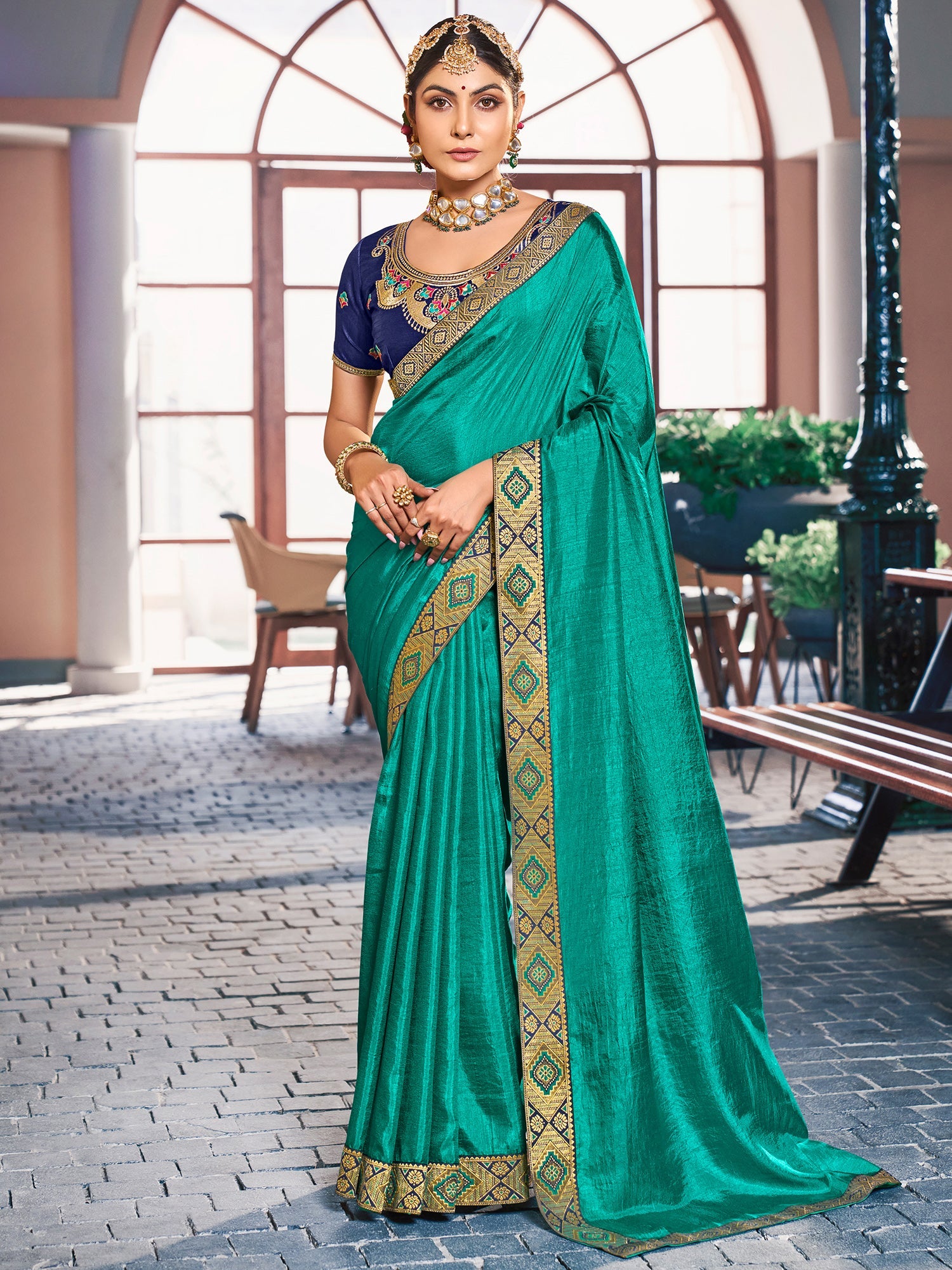 Women's Vichitra Silk Blue Embellished Celebrity Saree With Blouse Piece
