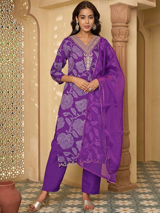 Dhiyona KL Women Floral Printed Regular Thread Work Kurta with Trousers & With Dupatta