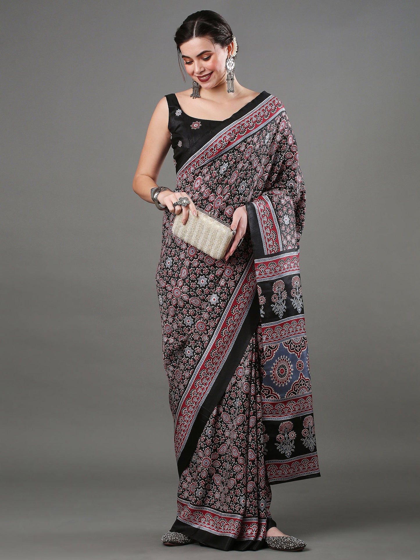 Women's Dola Silk Black Digital Print Designer Saree With Blouse Piece