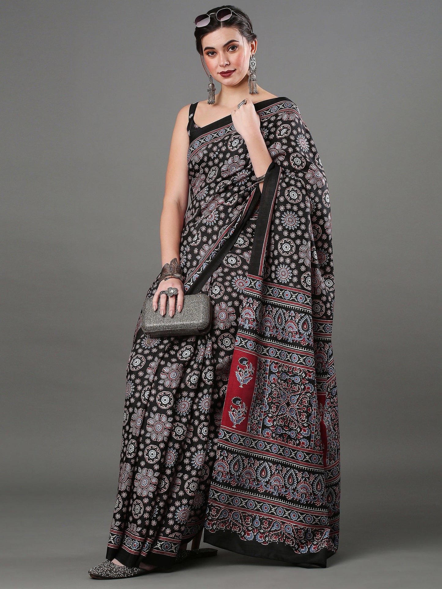 Women's Dola Silk Black Digital Print Designer Saree With Blouse Piece
