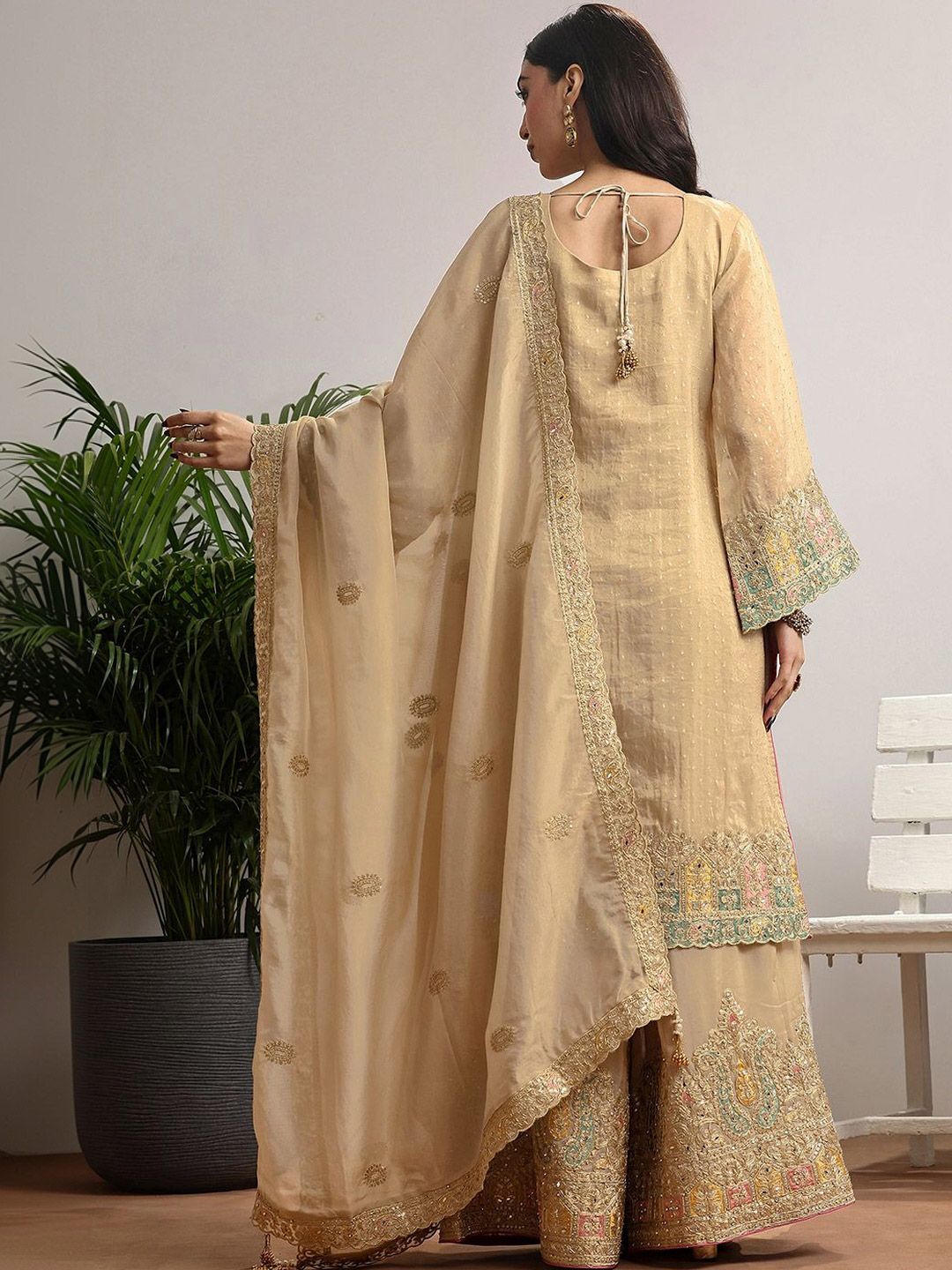 Dhiyona LL Women Ethnic Motifs Embroidered Regular Kurta with Palazzos & With Dupatta