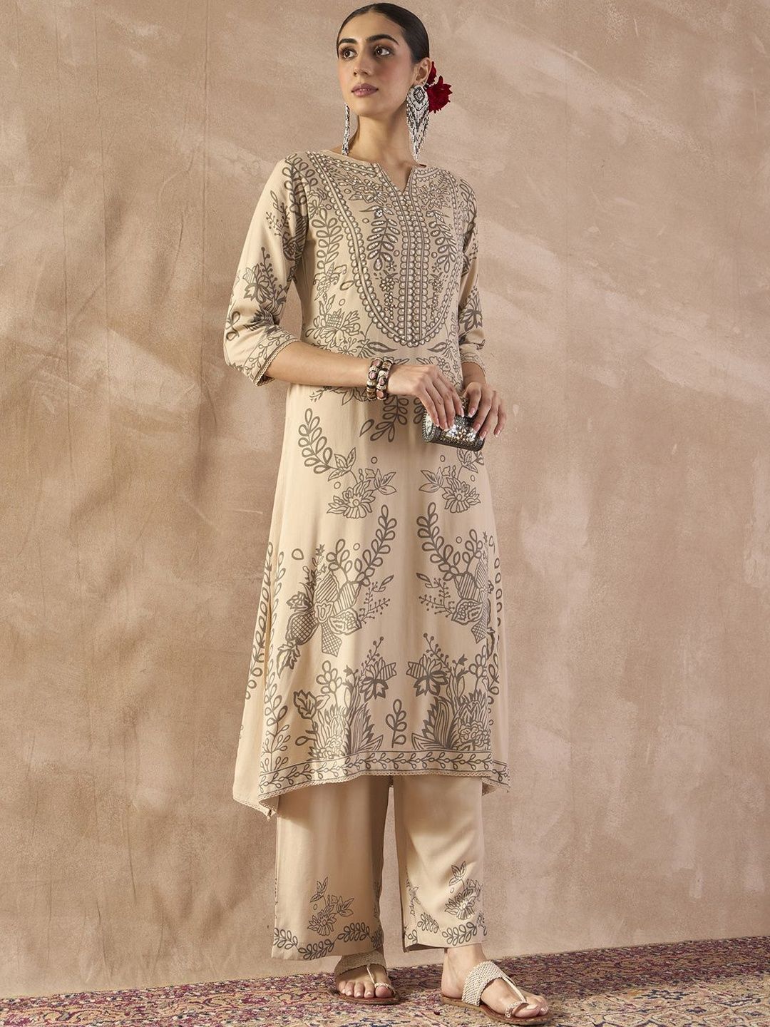 Dhiyona IE Floral Printed Sequinned Tunic With Trousers