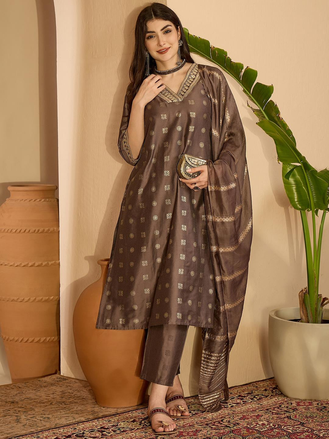 Dhiyona SN Women Brown Pure Silk Kurta Sets