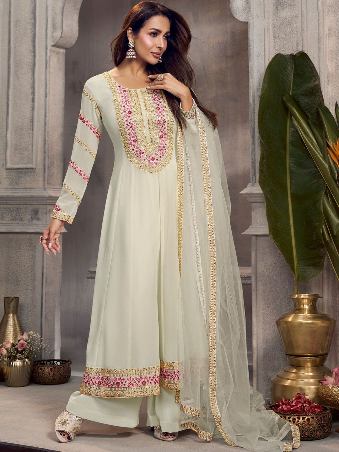 Dhiyona IN Women Ethnic Motifs Embroidered Panelled Thread Work Kurta with Palazzos & With Dupatta